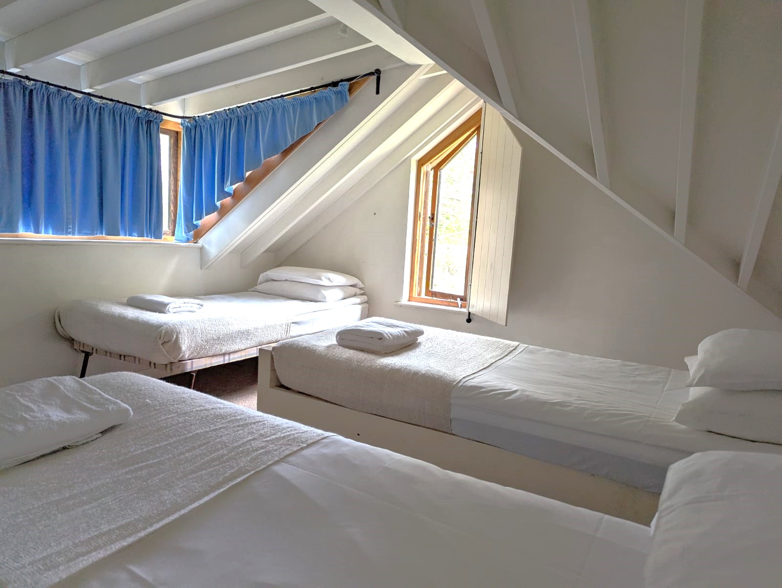 Triple bedroom in cottage Triple bedroom in cottage