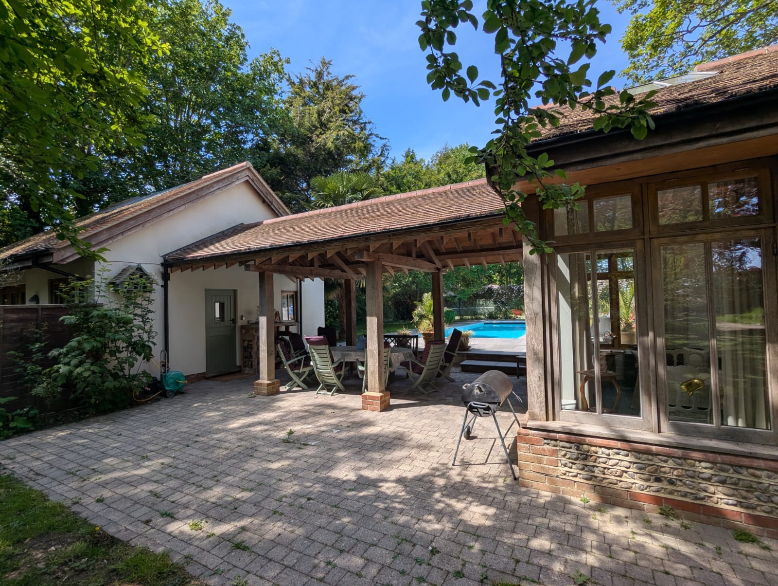 Studio & Cottage Studio & Cottage