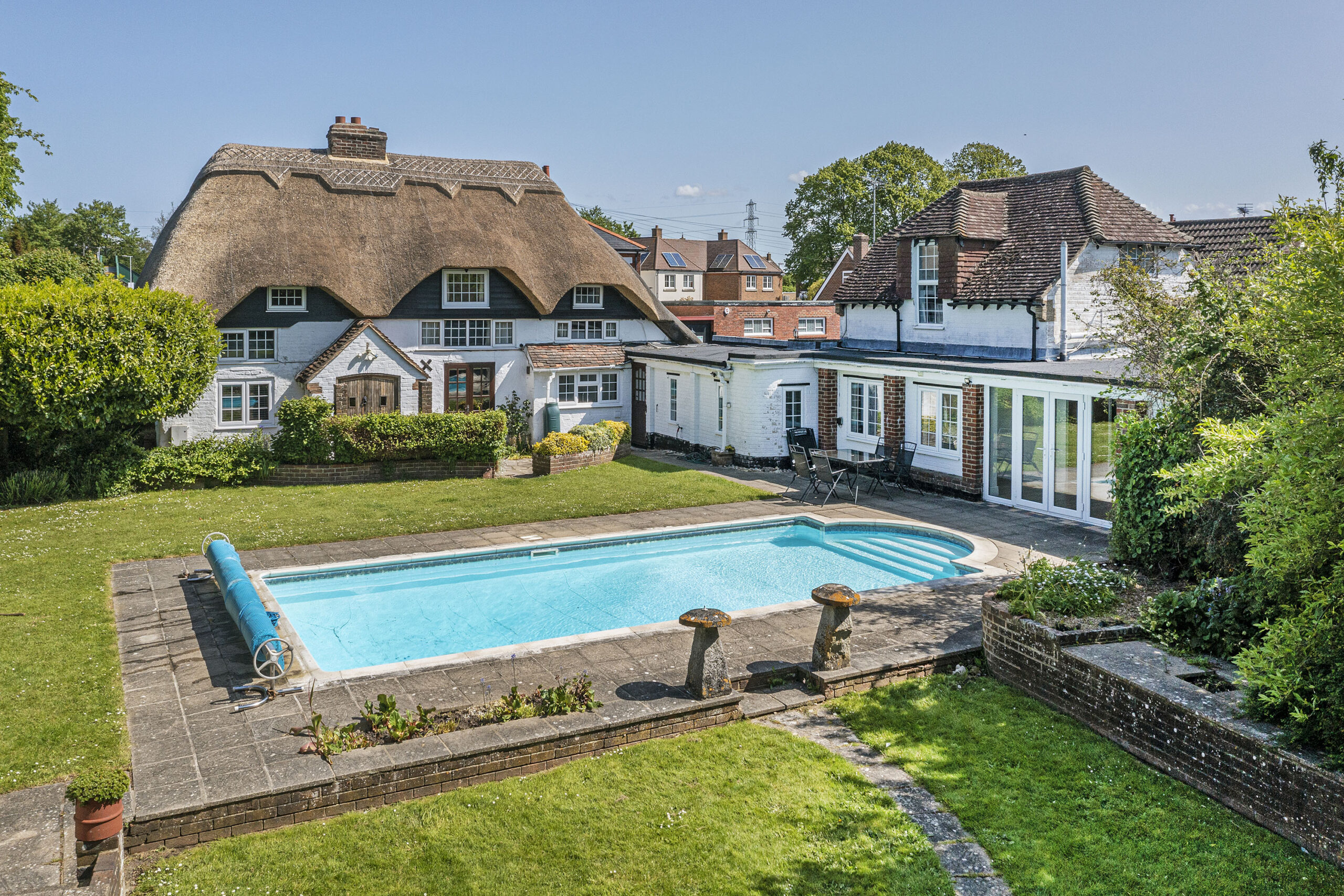 Old Thatch at Easter